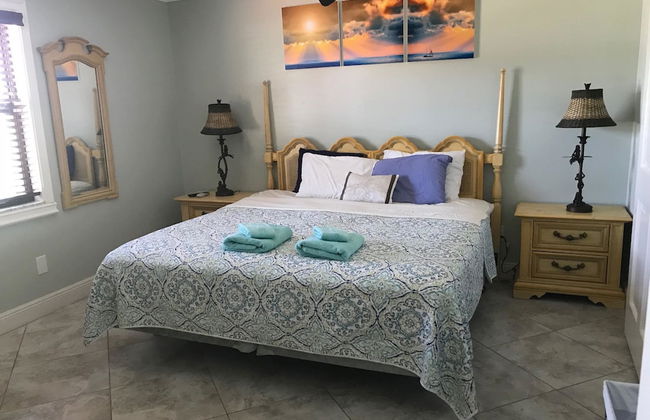 FloridaCozyVilla - Photo 2