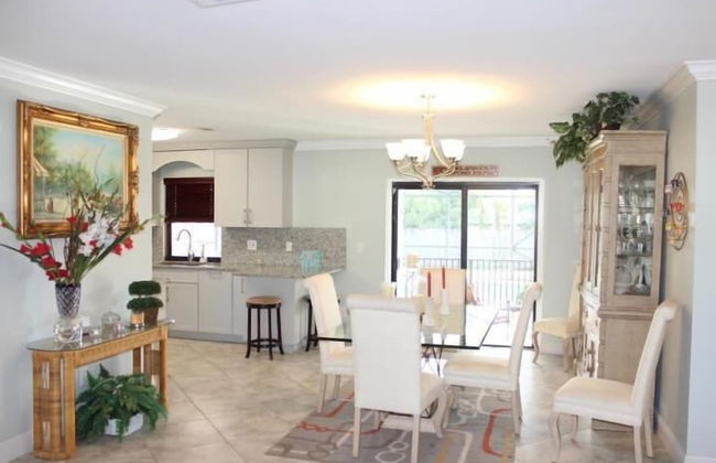 FloridaCozyVilla - Photo 12