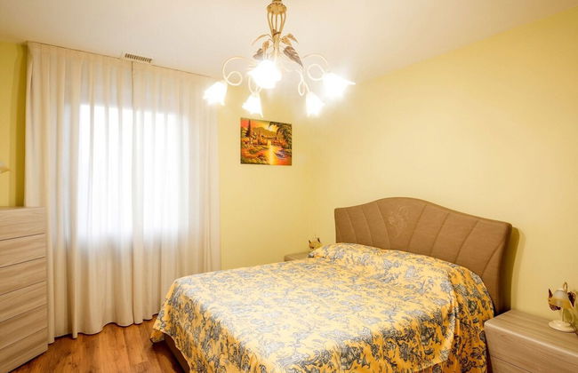 Lakeside Mansion With Pool - Foto 4