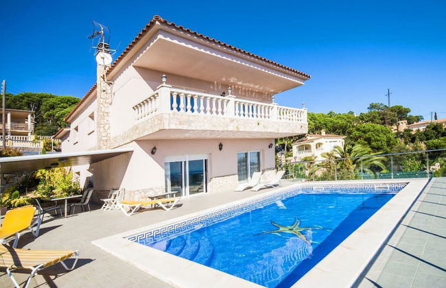 Villa in Lloret de Mar - 104817 by MO Rentals - Photo 16