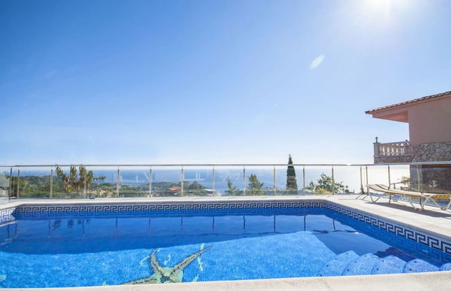 Villa in Lloret de Mar - 104817 by MO Rentals - Photo 14