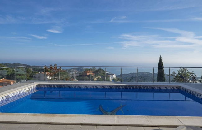 Villa in Lloret de Mar - 104817 by MO Rentals - Photo 15