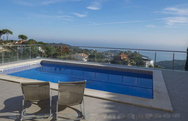 Villa in Lloret de Mar - 104817 by MO Rentals - Photo 1