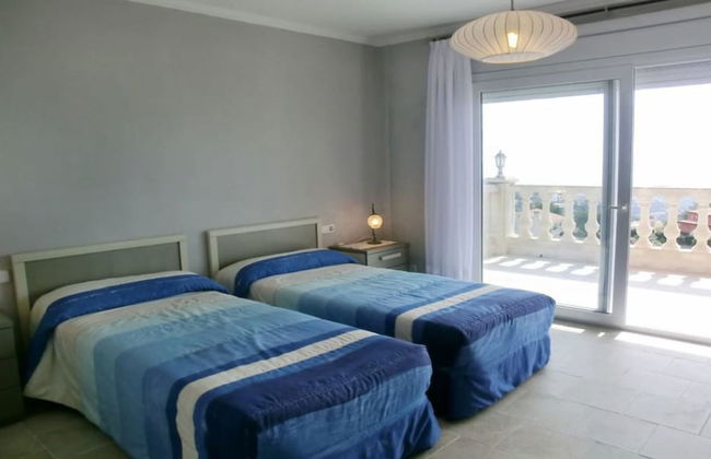 Villa in Lloret de Mar - 104817 by MO Rentals - Photo 4