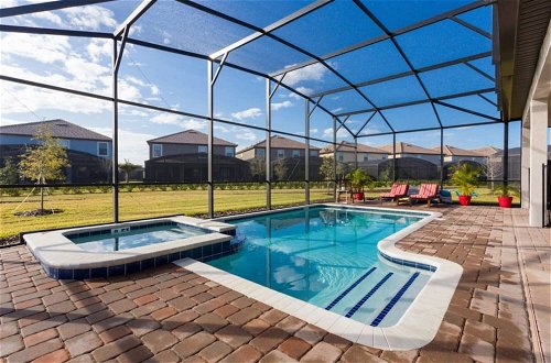 Photo 27 - Pleasant and Modern Home With Private Pool Near Disney
