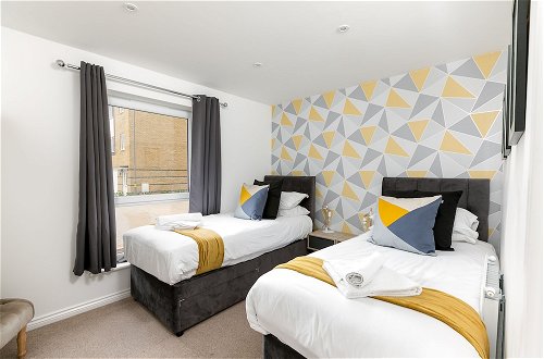 Photo 10 - Hertford Serviced Apartments by Paymán Club