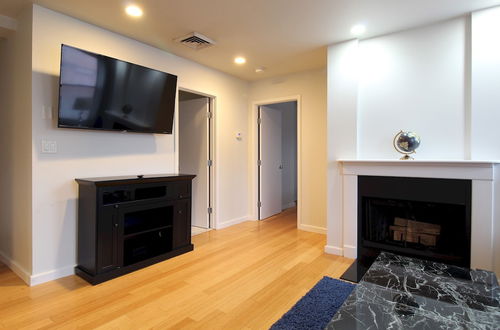 Photo 20 - Luxury & Stylish 1br/1ba in Boston South End - BU Medical