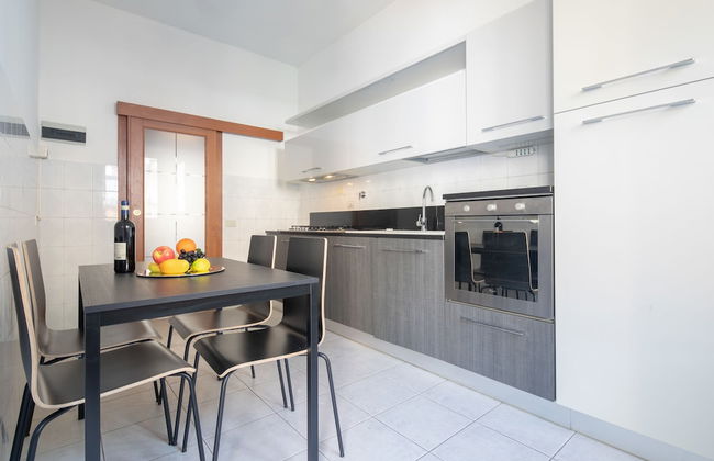 Novoli 4 Bedrooms by Mmega - Photo 13