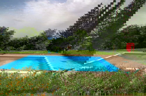 Foto 17 - Quaint Cottage With Pool