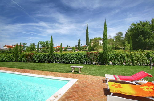 Photo 19 - Tuscan Style Apartment with View of the Hills