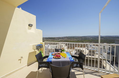 Foto 27 - Summer Breeze with Panoramic terrace by Getaways Malta