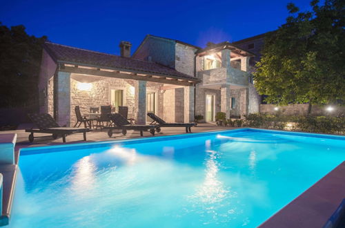 Photo 19 - Roofed Villa in Istria With Private Pool