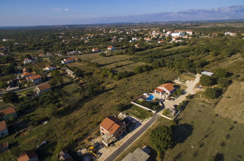 Photo 39 - Cosy Holiday Home in Policnik With Pool