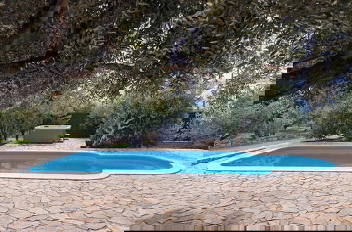 Photo 24 - Luxury Private Villa Complex With Pool and Jacuzzi