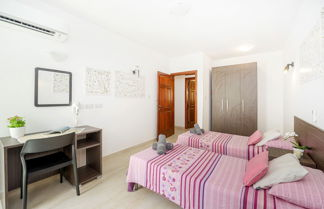 Foto 3 - Summer Breeze Maisonette with Terrace by Getaways Malta