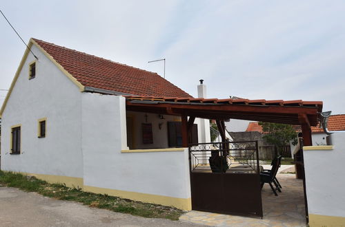 Photo 25 - This Pleasant Holiday Home is an Ideal Starting Point to Explore Dalmatia