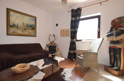 Photo 9 - This Pleasant Holiday Home is an Ideal Starting Point to Explore Dalmatia