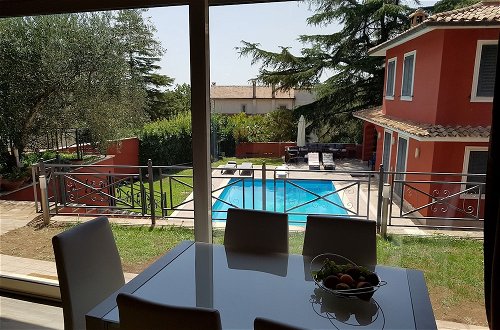Foto 8 - Il Ciclamino Villa With Swimming Pool Northern Rome