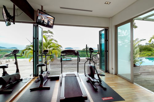 Photo 15 - 4BR Seaview Villa with Gym and Cinema Room