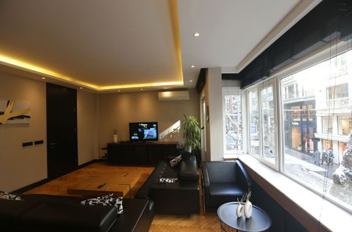 Photo 25 - Luxury 4+1 Apt @ Nisantasi