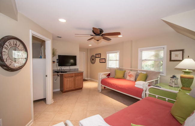 Spacious Ocean View Home w/ New Furniture, Huge Deck, & Wifi - Foto 23