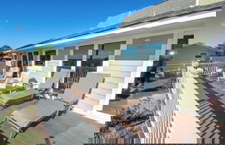 Foto 1 - Spacious Ocean View Home w/ New Furniture, Huge Deck, & Wifi