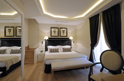 Photo 5 - Trevi Palace Luxury Inn