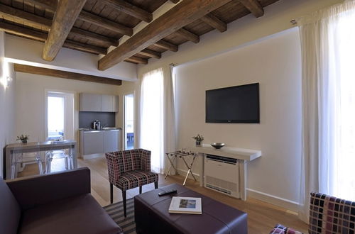 Photo 9 - Trevi Palace Luxury Inn