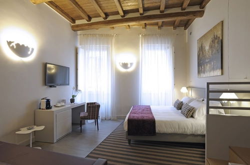 Photo 7 - Trevi Palace Luxury Inn