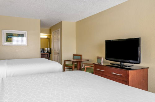 Photo 28 - Holiday Inn Resort Orlando - Lake Buena Vista, an IHG Hotel