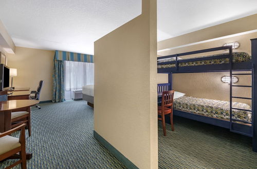 Photo 36 - Holiday Inn Resort Orlando - Lake Buena Vista, an IHG Hotel