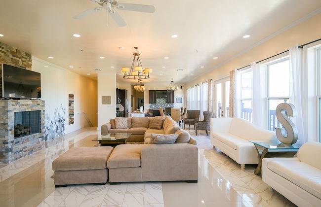 Carondelet Street Modern Suites - Photo 43