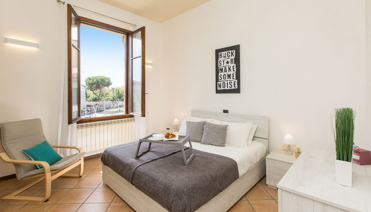 Photo 1 - Rental In Rome Rosselli Palace Apartment 5