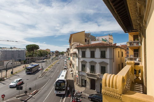 Photo 36 - Rental In Rome Rosselli Palace Apartment 5