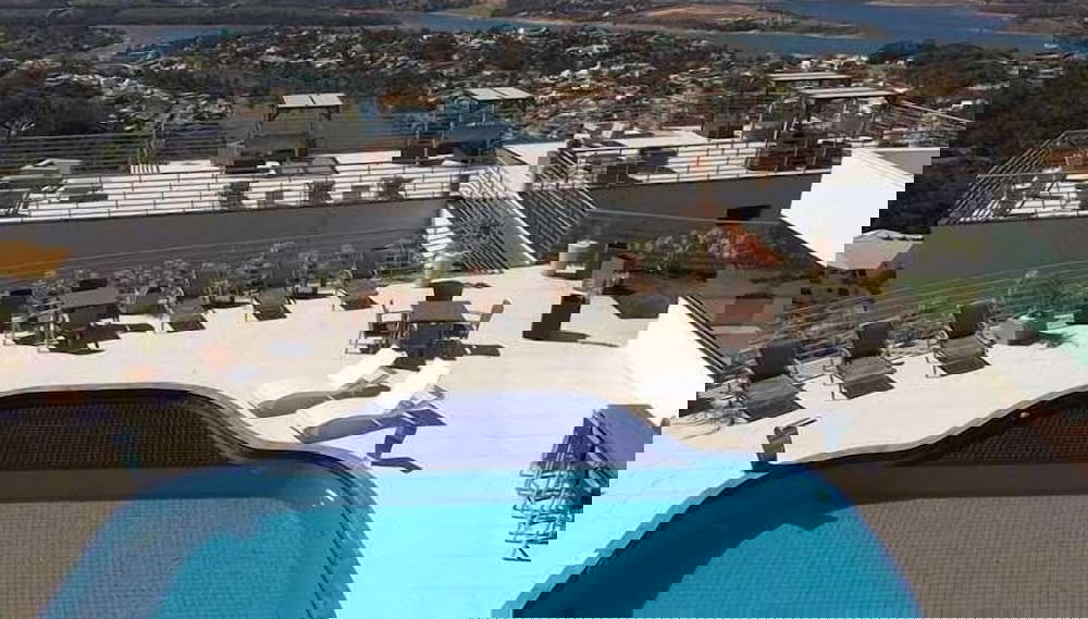Primary image