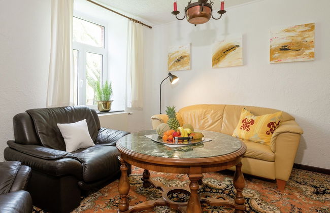 Farm With Lovely Panoramic Views - Photo 14