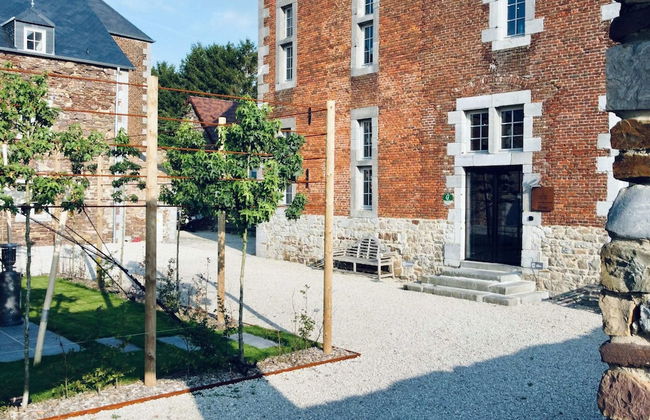 Splendid Castle in Perwez-haillot With Sun-loungers - Foto 34