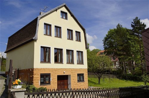 Foto 1 - Charming Holiday Home in Pernink in a Beautiful, Green Mountainous Environment
