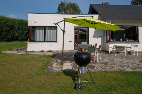 Foto 18 - Beautiful and Spacious Holiday Home With Petanque Court and Countryside Views