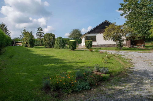 Foto 2 - Beautiful and Spacious Holiday Home With Petanque Court and Countryside Views