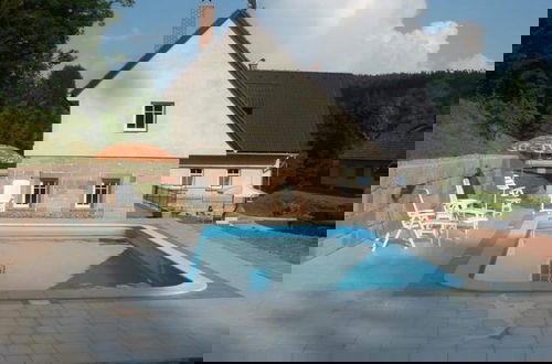 Photo 17 - Apartment in Bohemian With Shared Pool