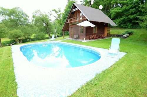 Foto 19 - Sunlit Holiday Home in Bechyne With Private Pool