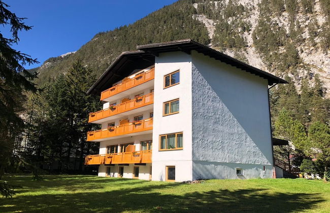 Karwendel-Lodge - Foto 1