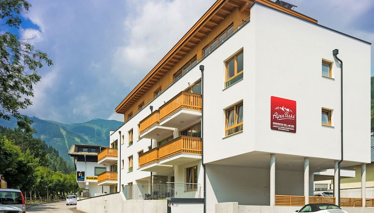 Photo 1 - AlpenParks Residence Zell am See