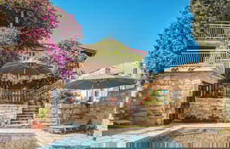 Foto 1 - Cyprus Villages Hotel & Restaurant - Central Location - Bed & Breakfast - With Access To Pool And Stunning Views