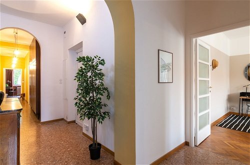 Photo 23 - 2 Bedrooms Apartment in the City Center