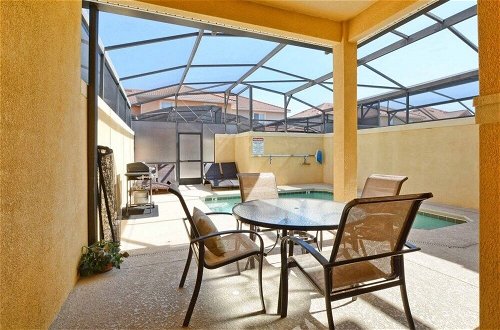 Photo 28 - Paradise Palms- 4 Bed Townhome W/splashpool-3057pp 4 Bedroom Townhouse by RedAwning
