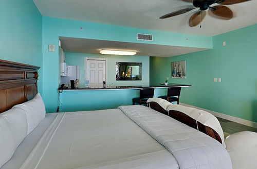 Photo 47 - Majestic Beach Resort by Southern Vacation Rentals II