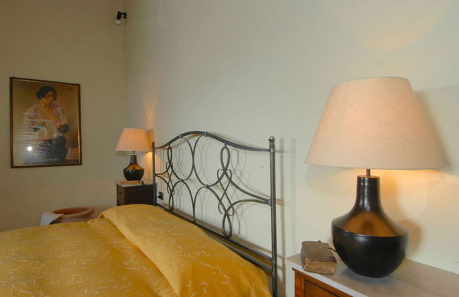 Agriturismo near Cortona with Spacious Garden & Swimming Pool - Photo 4