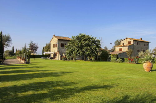 Foto 31 - Agriturismo near Cortona with Spacious Garden & Swimming Pool